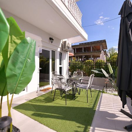Retro Luxury Rooms Olympiakí Aktí Kültér fotó