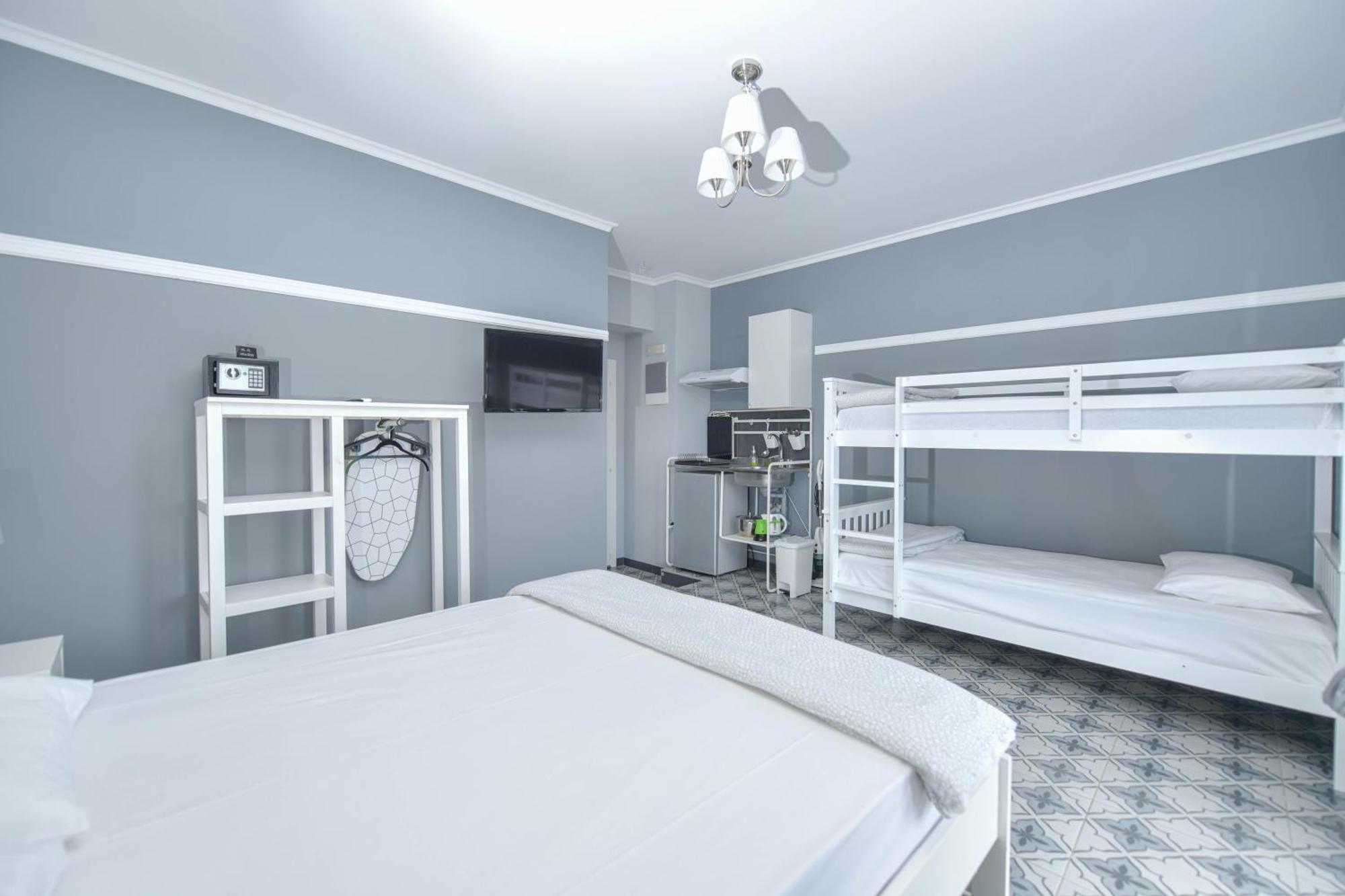 Retro Luxury Rooms Olympiakí Aktí Kültér fotó
